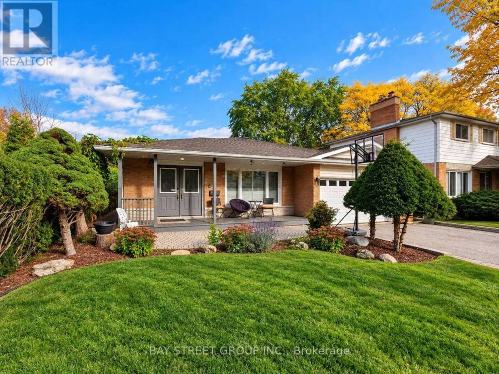 111 FRED VARLEY DRIVE, Markham, Ontario L3R 1T1