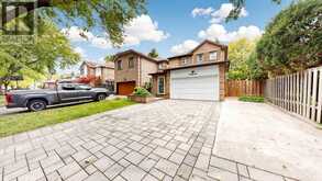 4 BISHOP CRESCENT | Markham Ontario | Slide Image Two