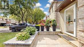 4 BISHOP CRESCENT | Markham Ontario | Slide Image Three