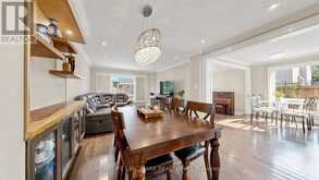 4 BISHOP CRESCENT | Markham Ontario | Slide Image Eight