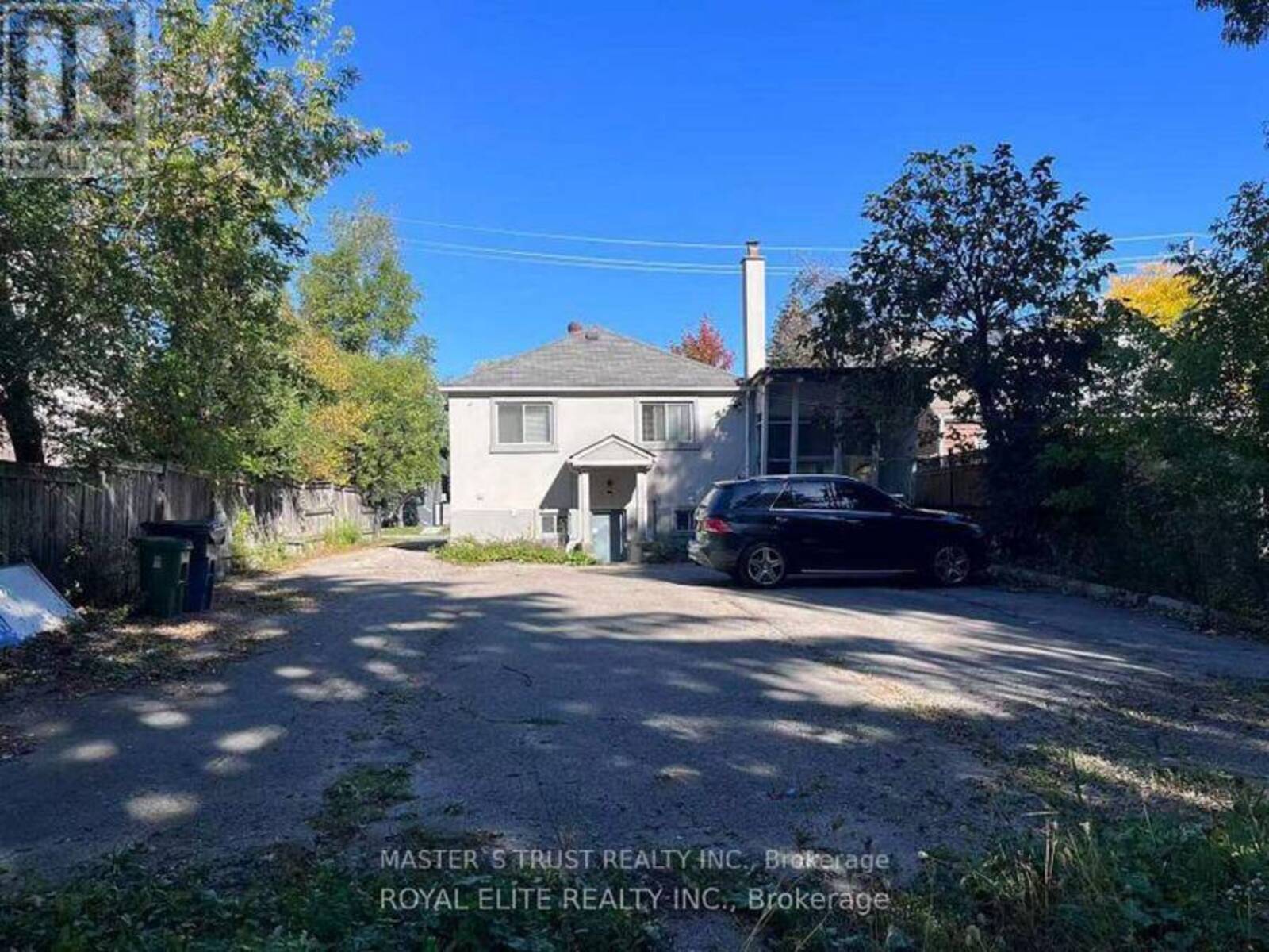 89 FINCH AVENUE E, Toronto, Ontario M2N 4R4