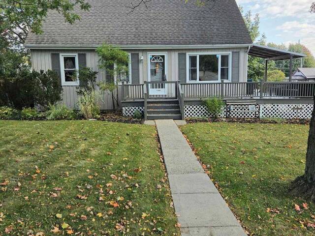 500 ST ANDREW STREET Port Dover Ontario, N0A 1N0 - 2 Bedrooms Home For Sale