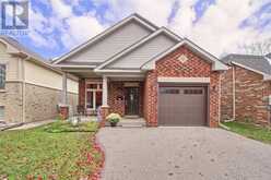 17 HILLVIEW DRIVE | Newmarket Ontario | Slide Image One
