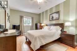 17 HILLVIEW DRIVE | Newmarket Ontario | Slide Image Twenty-two