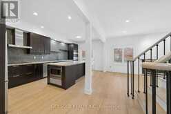 5 RAVINE EDGE DRIVE | Richmond Hill Ontario | Slide Image Eleven