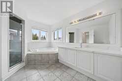 5 RAVINE EDGE DRIVE | Richmond Hill Ontario | Slide Image Thirty