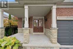 5 RAVINE EDGE DRIVE | Richmond Hill Ontario | Slide Image Five