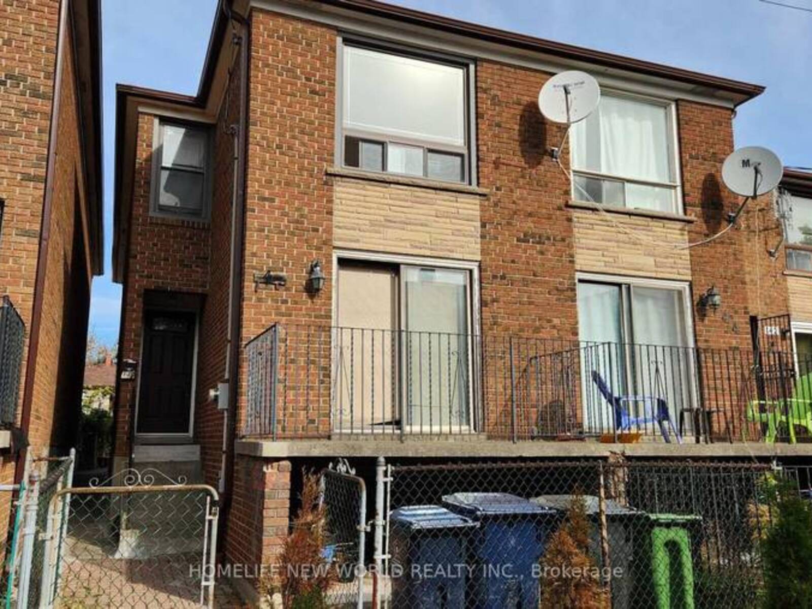 146 WOLSELEY STREET, Toronto, Ontario M6J 3R4