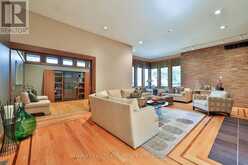 223 HILLHURST BOULEVARD | Toronto Ontario | Slide Image Eight