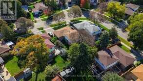 5 ERINLEA CRESCENT | Toronto Ontario | Slide Image Forty-seven