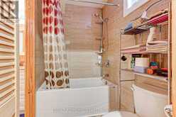 30 KITIMAT CRESCENT | Aurora Ontario | Slide Image Eighteen