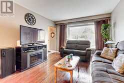 30 KITIMAT CRESCENT | Aurora Ontario | Slide Image Six
