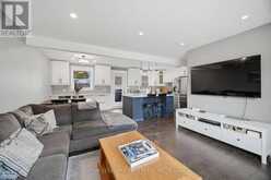 308 RUPERT AVENUE | Whitchurch-Stouffville Ontario | Slide Image Ten