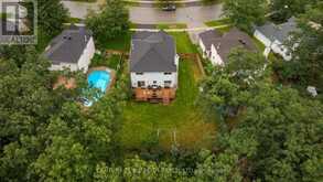 131 BROWNING TRAIL | Barrie Ontario | Slide Image Thirty-nine
