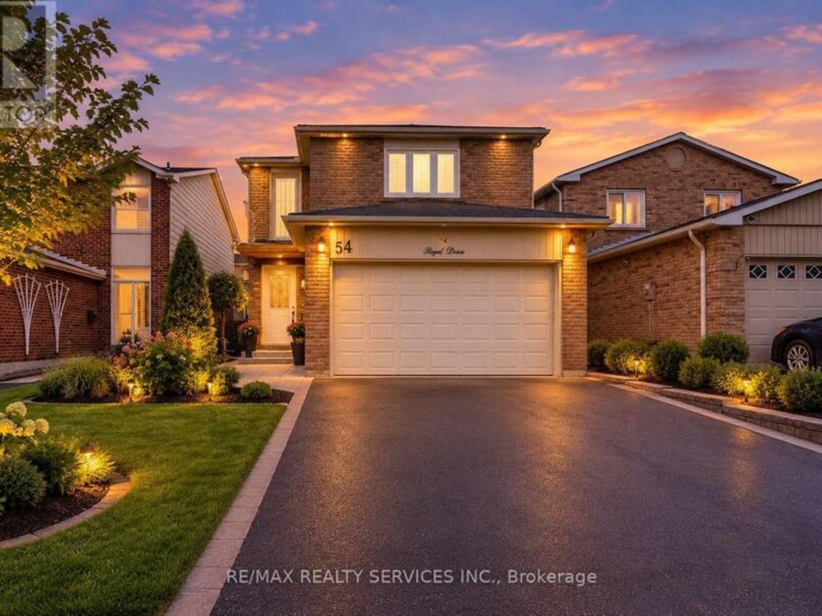 54 PICKARD LANE, Brampton, Ontario L6Y 2M5