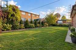 28 BLUEHAVEN CRESCENT | Toronto Ontario | Slide Image Eighteen