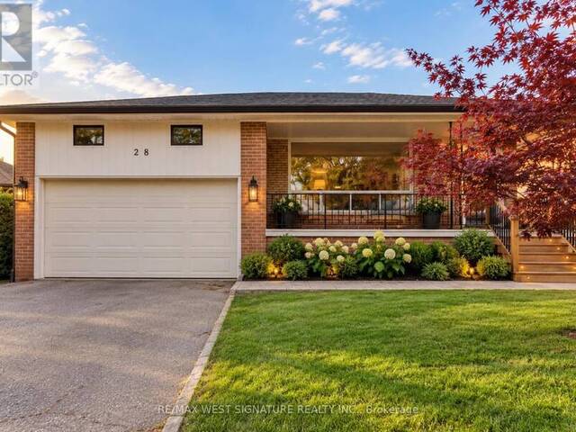 28 BLUEHAVEN CRESCENT Toronto Ontario, M9M 1W5 - 4 Bedrooms Home For Sale