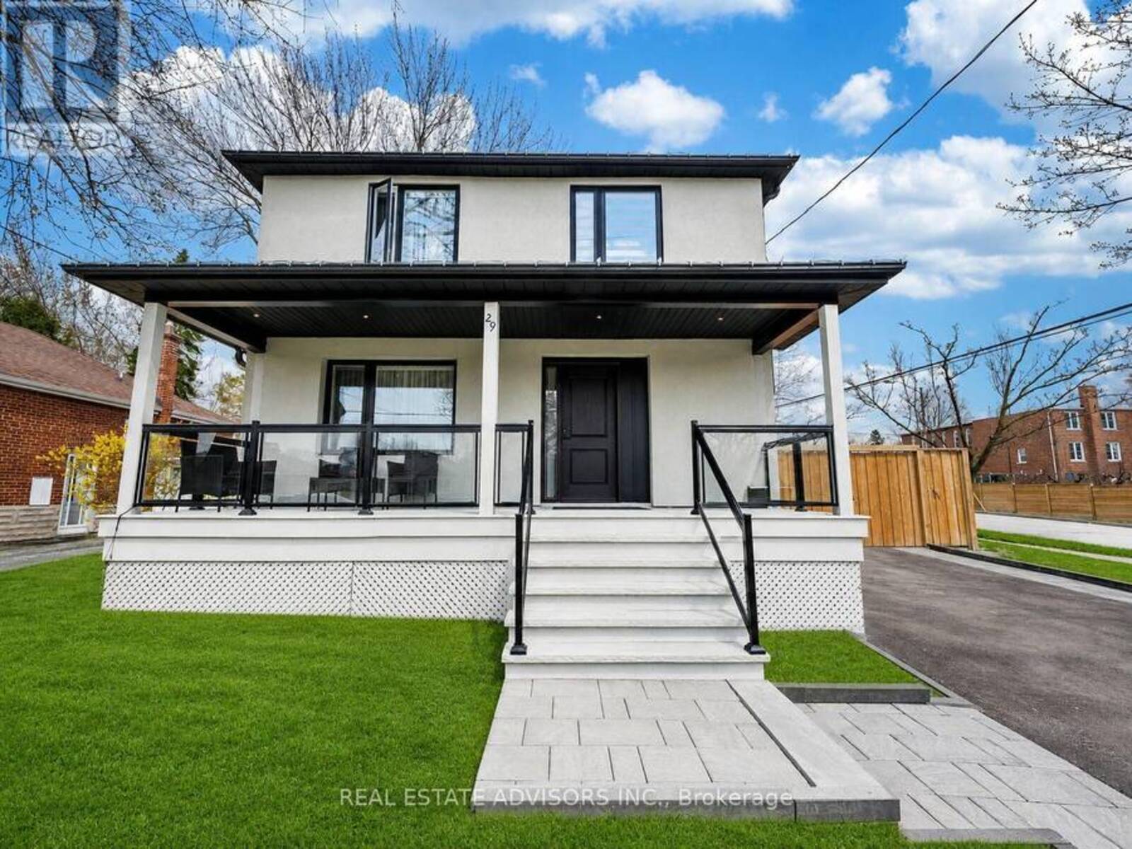 29 RANWOOD DRIVE, Toronto, Ontario M9N 3G2