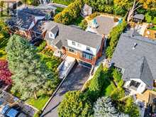 309 TOWNSEND AVENUE | Burlington Ontario | Slide Image Two