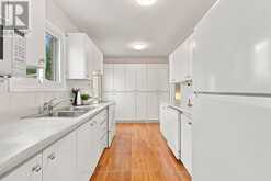 250 JOHN TABOR TRAIL | Toronto Ontario | Slide Image Fifteen