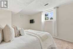 250 JOHN TABOR TRAIL | Toronto Ontario | Slide Image Thirty-three