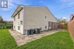 250 JOHN TABOR TRAIL | Toronto Ontario | Slide Image Thirty-four