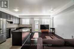 35 LANDOLFI WAY | Bradford West Gwillimbury Ontario | Slide Image Four