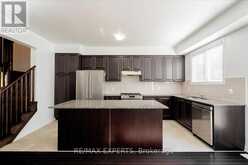 35 LANDOLFI WAY | Bradford West Gwillimbury Ontario | Slide Image Eight