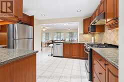 11 KNOLLSIDE DRIVE | Richmond Hill Ontario | Slide Image Seven