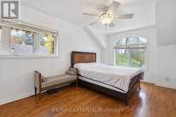 11 KNOLLSIDE DRIVE | Richmond Hill Ontario | Slide Image Seventeen