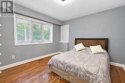 11 KNOLLSIDE DRIVE | Richmond Hill Ontario | Slide Image Nineteen