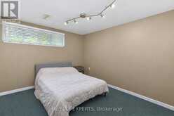 11 KNOLLSIDE DRIVE | Richmond Hill Ontario | Slide Image Thirty