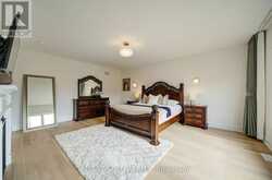 125 CALLA TRAIL | Aurora Ontario | Slide Image Thirty-three