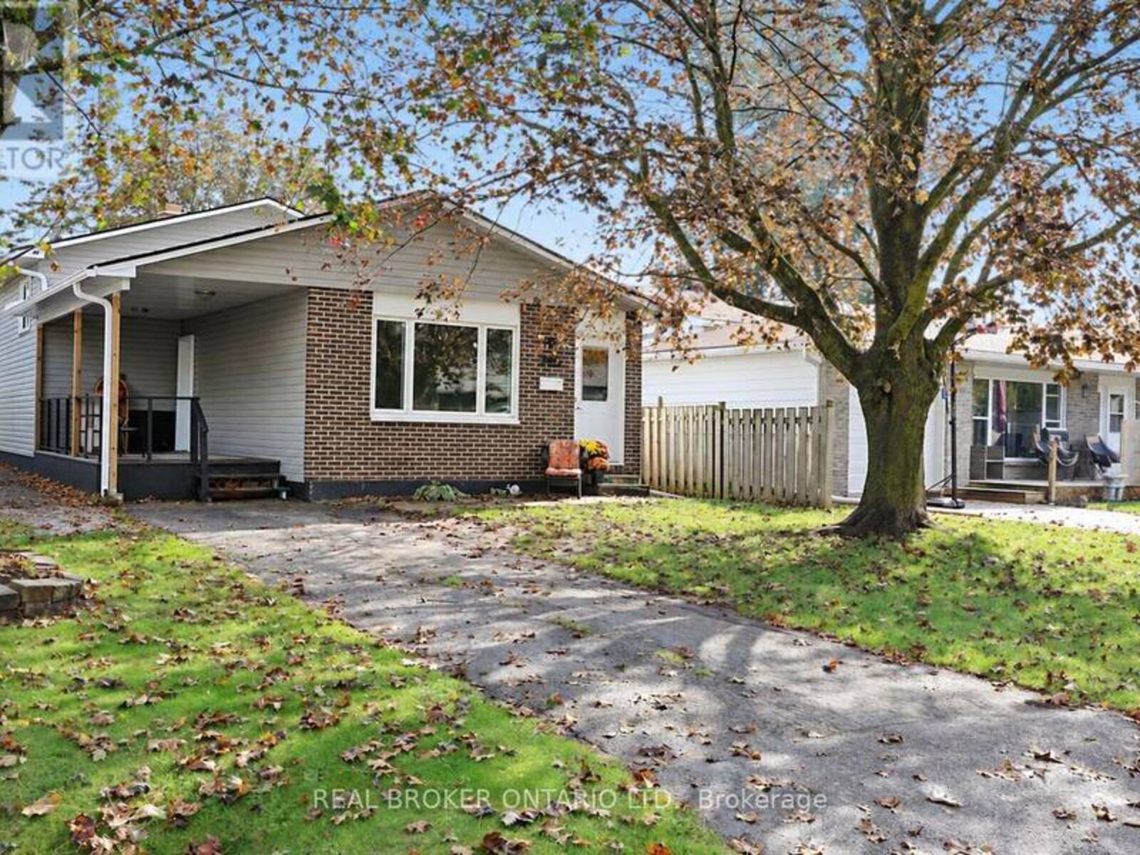 295 CRAWFORD STREET, Orillia, Ontario L3V 6X2