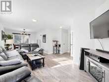 6 BOOTH LANE | Barrie Ontario | Slide Image Four