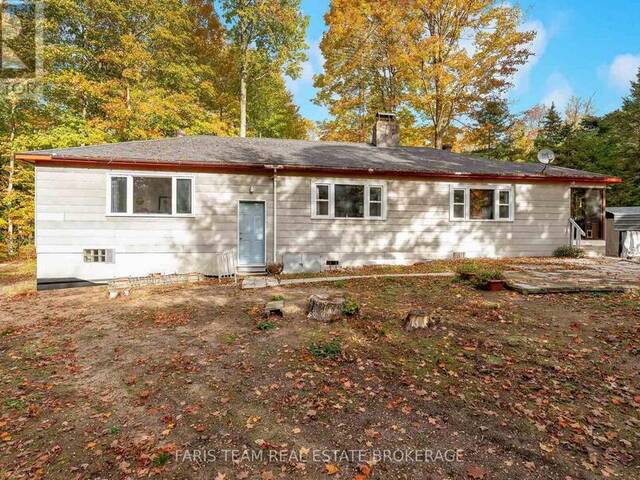 14 CHEZ NOUS AVENUE Tiny Ontario, L9M 0H5 - 3 Bedrooms Home For Sale
