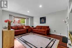 3873 DEEPWOOD HEIGHTS | Mississauga Ontario | Slide Image Thirteen