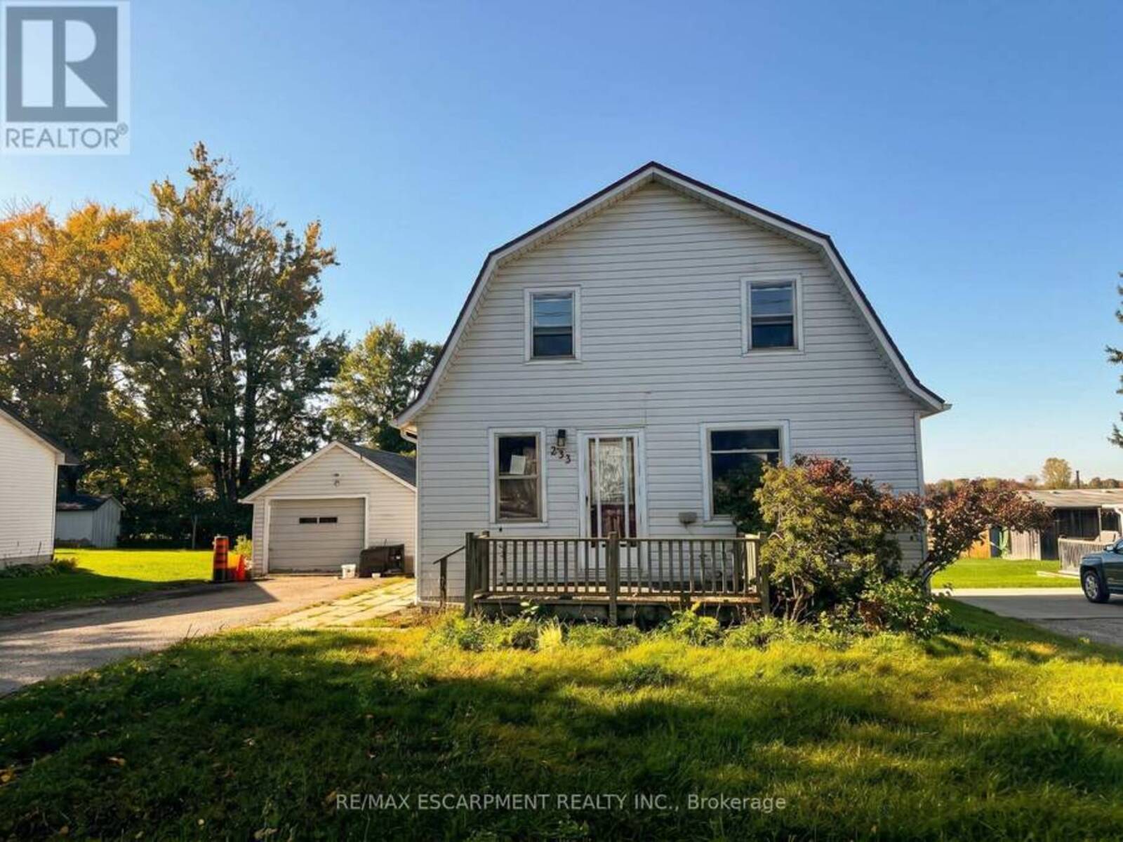 233 TALBOT STREET, Courtland, Ontario N0J 1E0