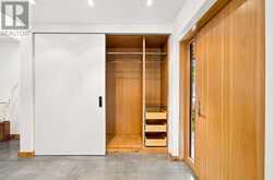 16 SUNNYBROOK ROAD | Toronto Ontario | Slide Image Thirteen