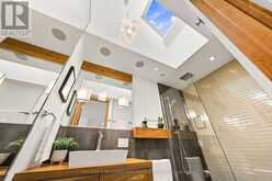16 SUNNYBROOK ROAD | Toronto Ontario | Slide Image Eighteen