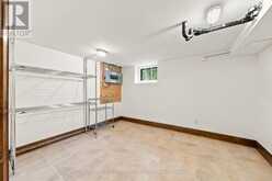 16 SUNNYBROOK ROAD | Toronto Ontario | Slide Image Forty