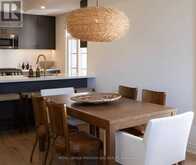 20 EARLINGTON AVENUE | Toronto Ontario | Slide Image Thirteen