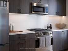 20 EARLINGTON AVENUE | Toronto Ontario | Slide Image Fifteen