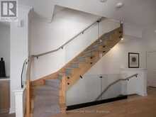 20 EARLINGTON AVENUE | Toronto Ontario | Slide Image Twenty