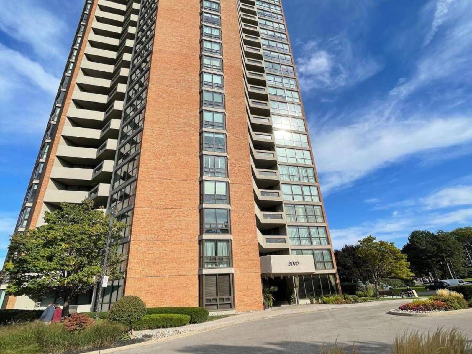707 - 2000 ISLINGTON AVENUE, Toronto, Ontario M9P 3S7