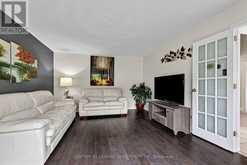 48 BROADVIEW AVENUE | Georgina Ontario | Slide Image Ten