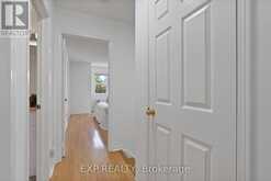11 MAPLE PARK WAY | Markham Ontario | Slide Image Thirty