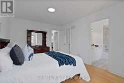 11 MAPLE PARK WAY | Markham Ontario | Slide Image Thirty-four