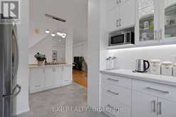 11 MAPLE PARK WAY | Markham Ontario | Slide Image Six