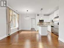 512 - 15277 YONGE STREET | Aurora Ontario | Slide Image Twelve